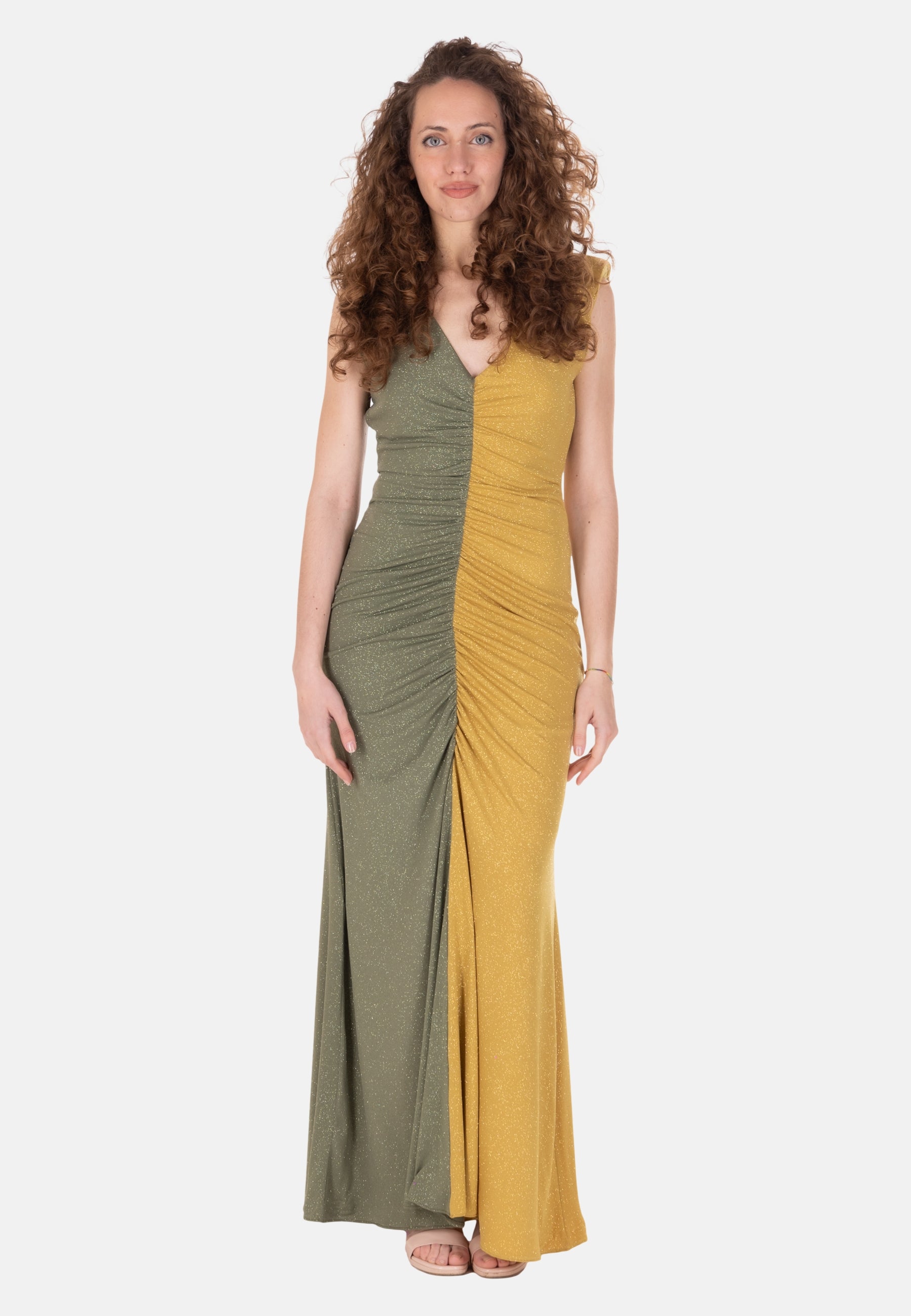 015383 - ABITO - SARAH CHOLE