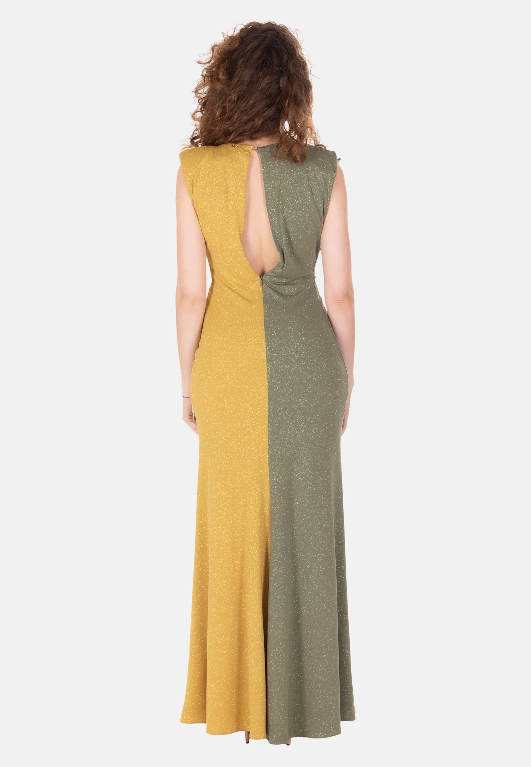 015383 - ABITO - SARAH CHOLE
