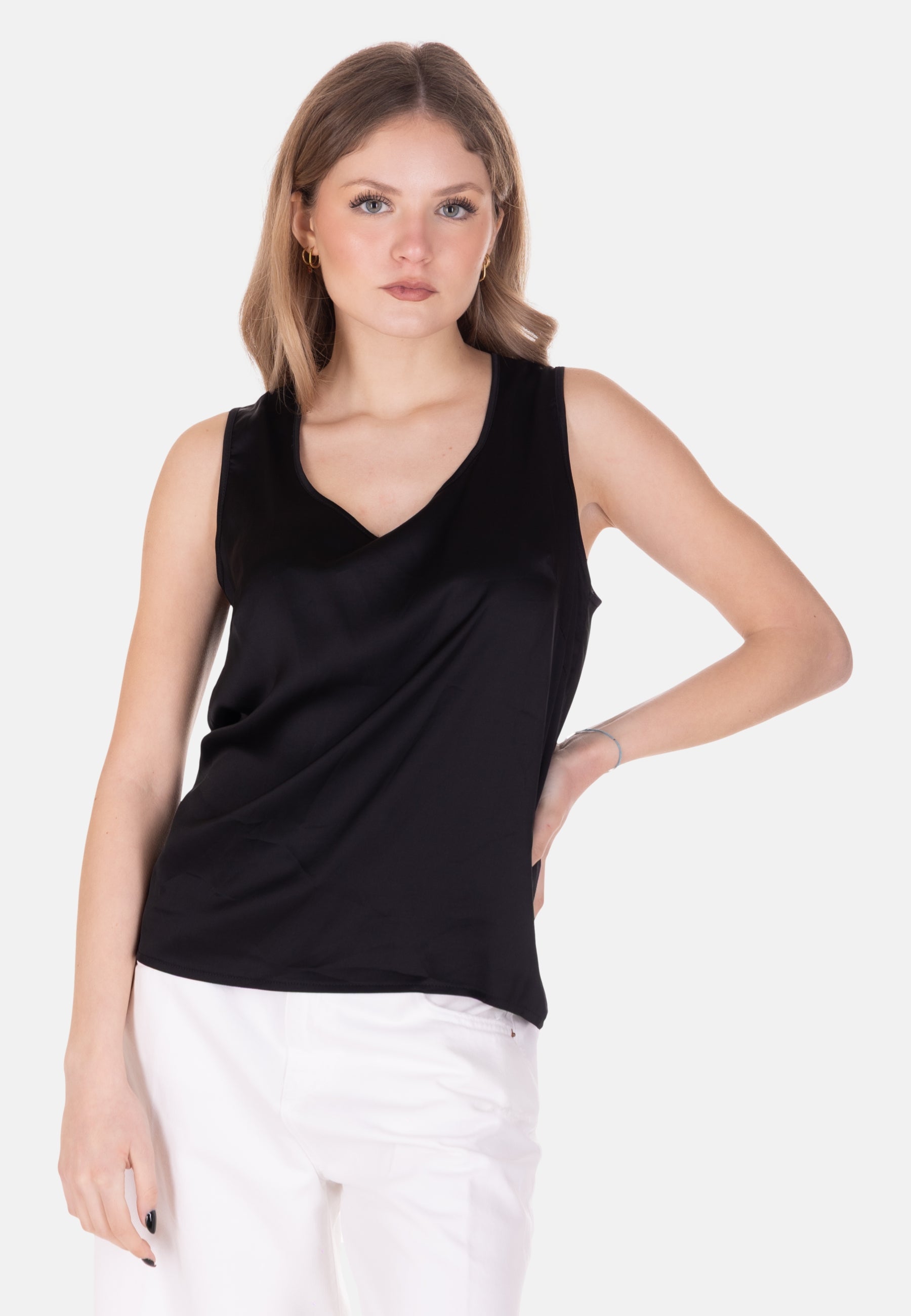 015548 - TOP - SARAH CHOLE