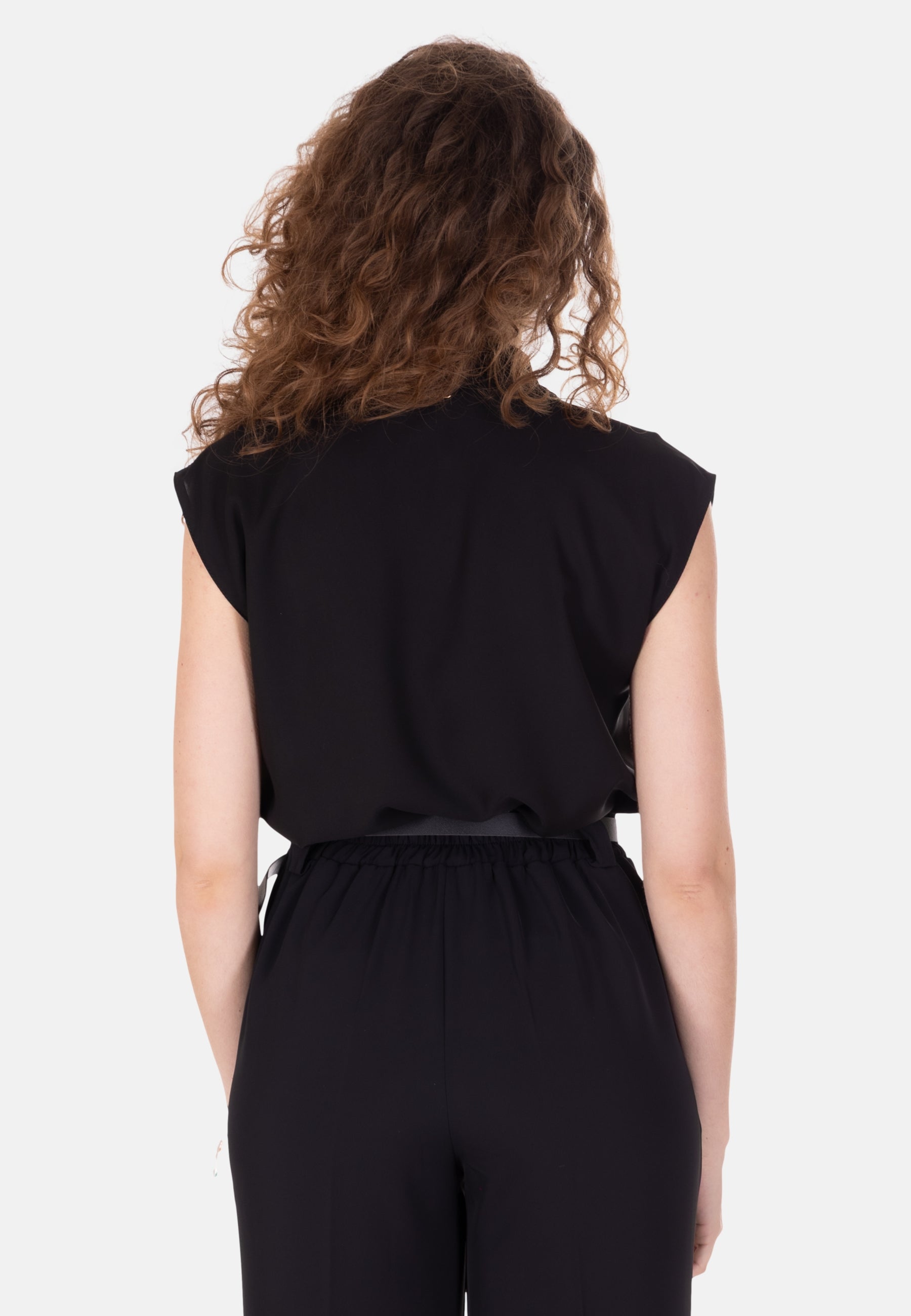 015328 - MAGLIA - SARAH CHOLE