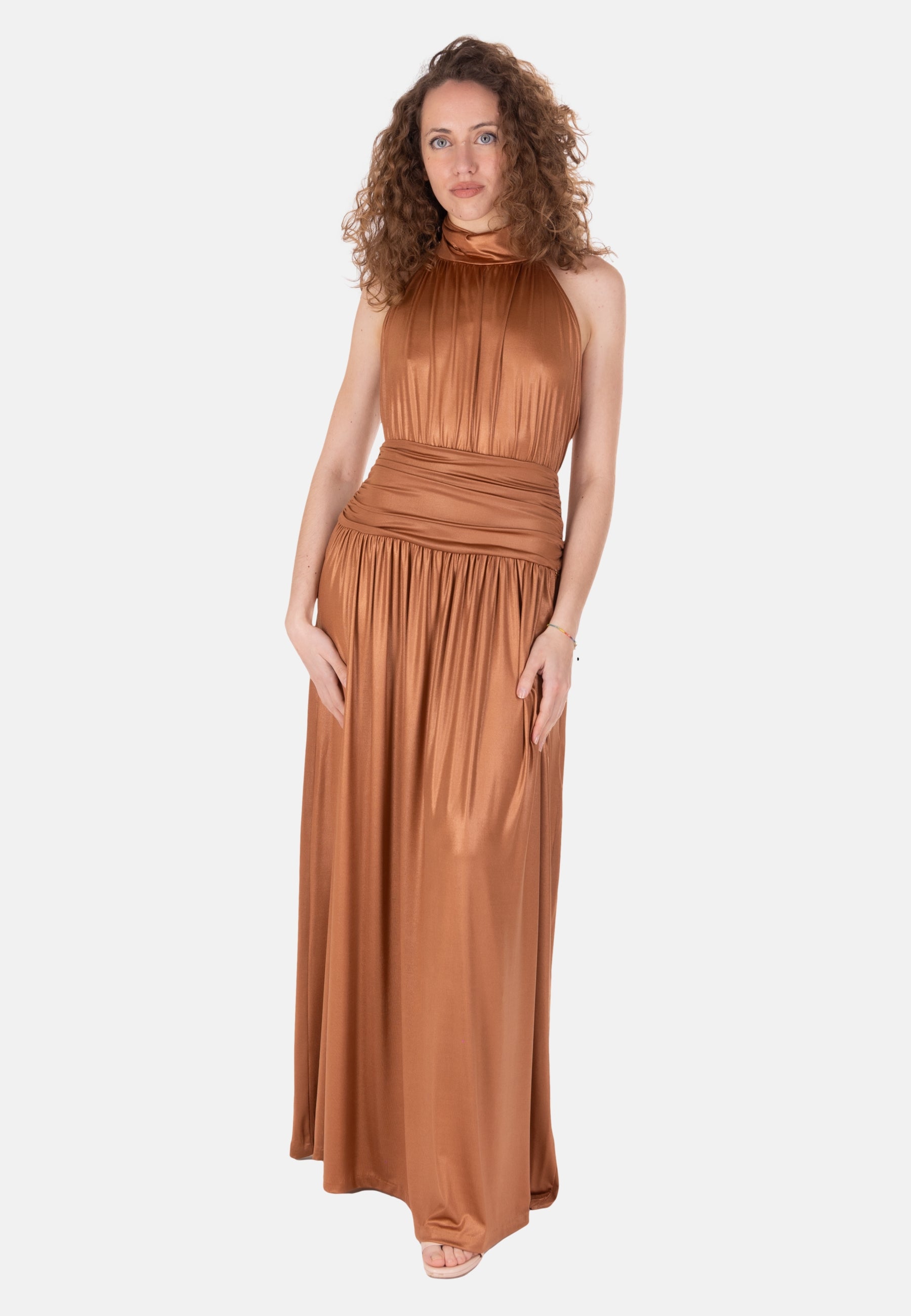 015389 - ABITO - SARAH CHOLE
